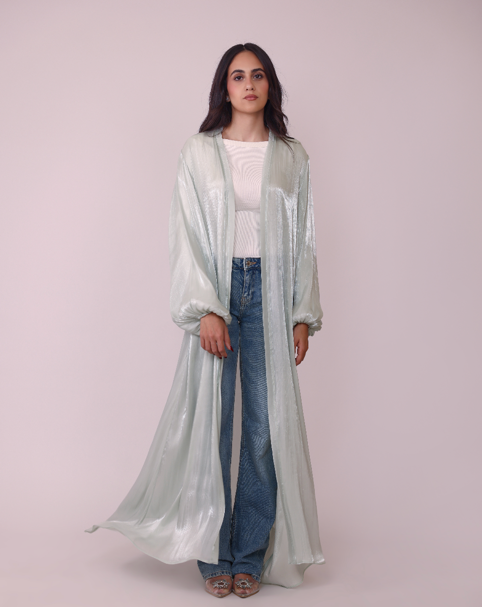 Ariel Abaya in Mint